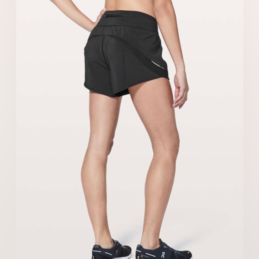 Lululemon Gait Keeper Short *3.5" Black size 4